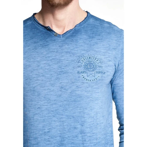 French Denim T-Shirt surteint col v T-shirts & Polos 4 French Denim T-Shirt surteint col v T-shirts & Polos – Image 2