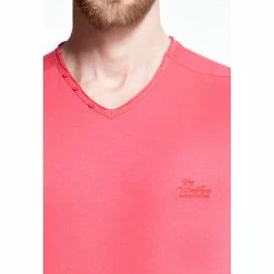 French Denim T-Shirt manches courtes col V rouge T-shirts & Polos 6 French Denim T-Shirt manches courtes col V rouge T-shirts & Polos -French Denim Soldes 21553705 500 B