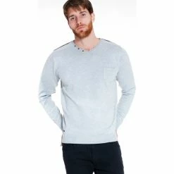 French Denim Pull col v boutonn? Pulls & Gilets